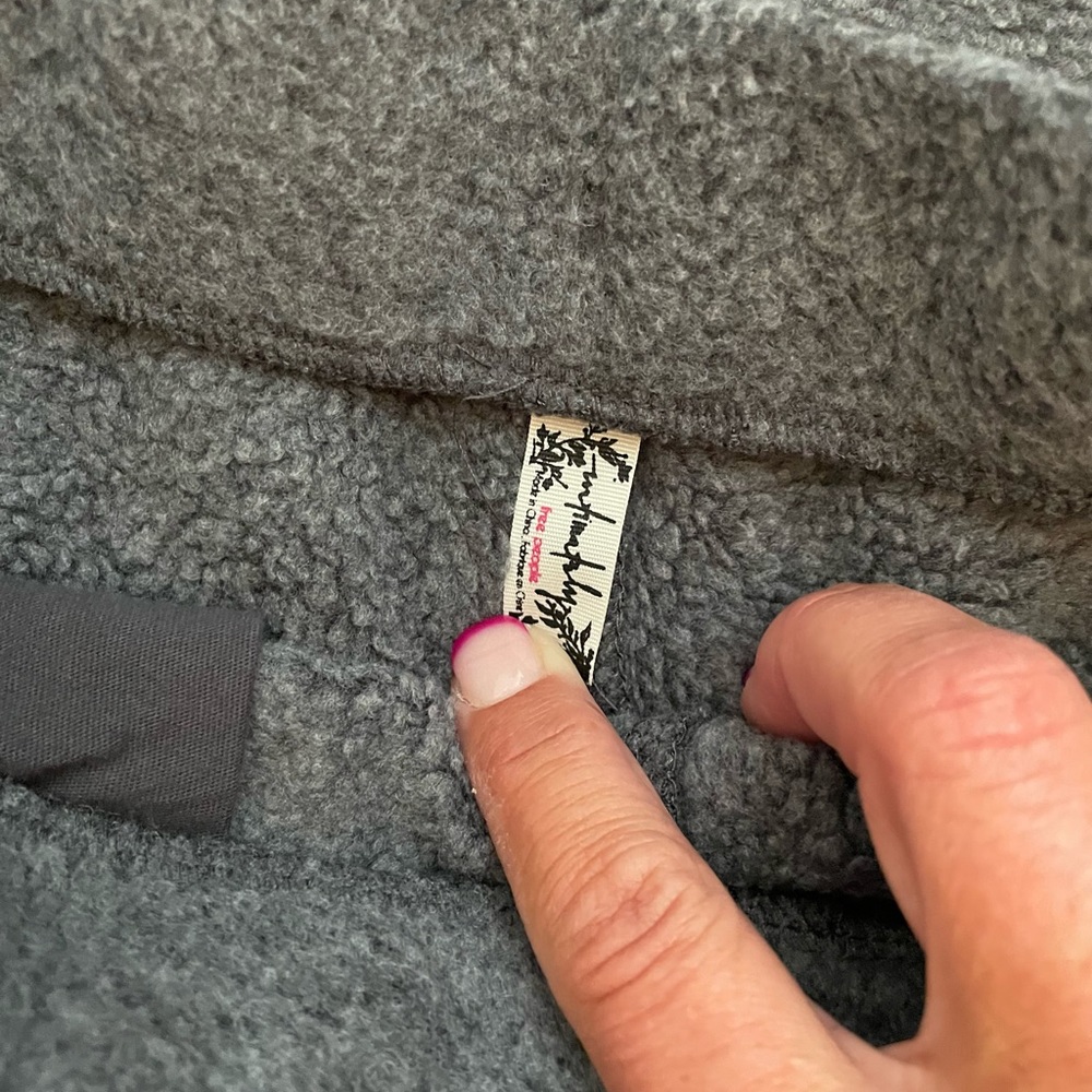 Free People Kelly Sweatshirt And Shorts Set Storm Gray - Picture 13 of 14